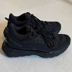 Salomon Odyssey ELMT Low Sneakers Black women’s 9